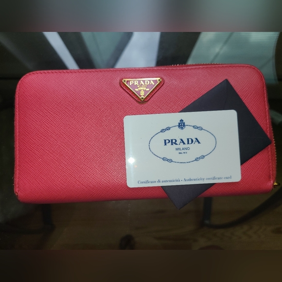 Barbie Pink Prada zip around Wallet - Picture 2 of 10